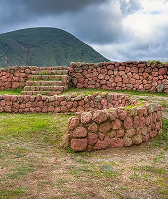 Digging-Up-the-Past-pq